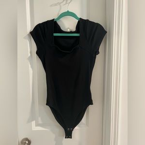 Express short sleeve body suit